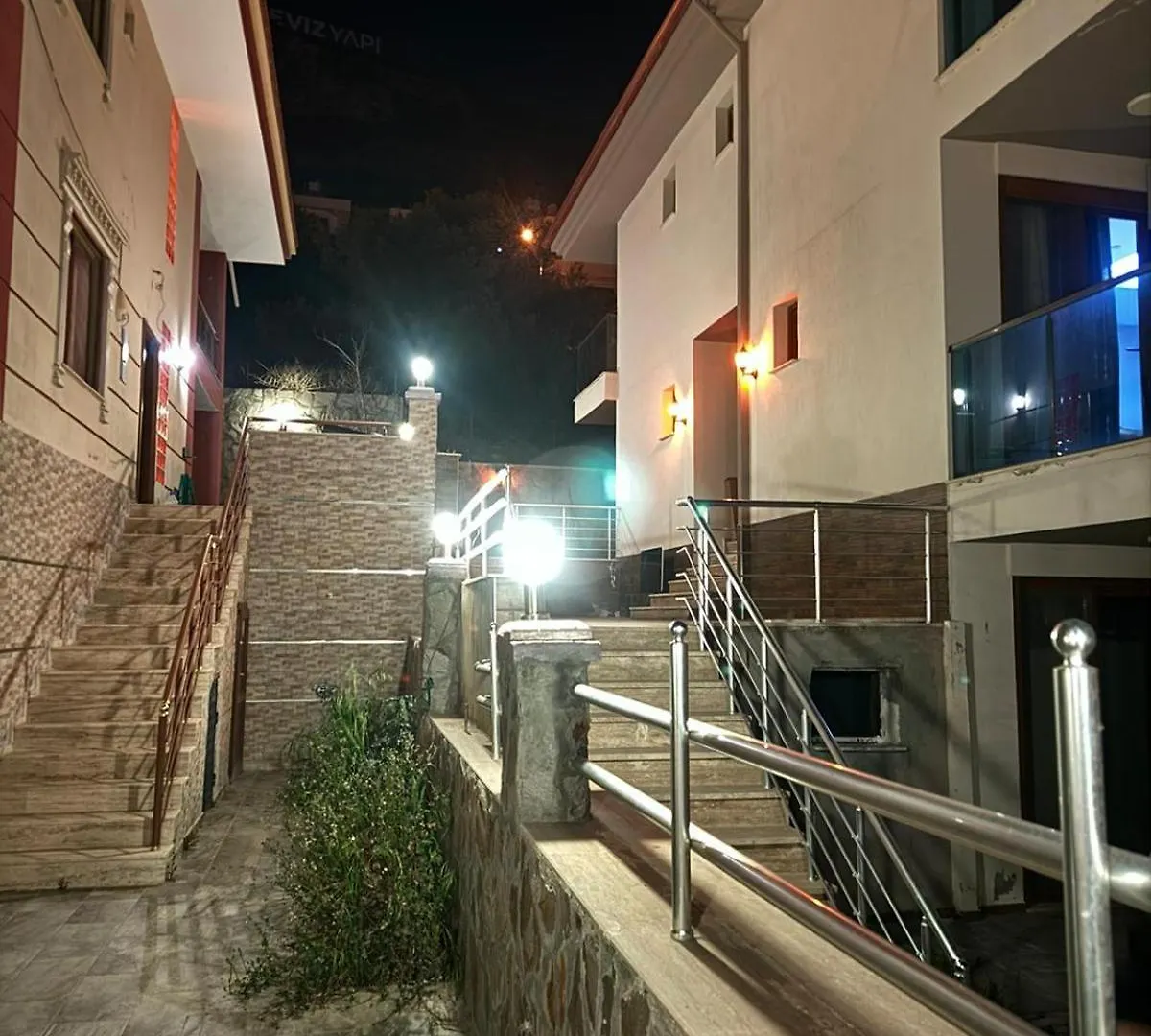Nous Boutique Hotel 쿠사다시 아파트호텔
