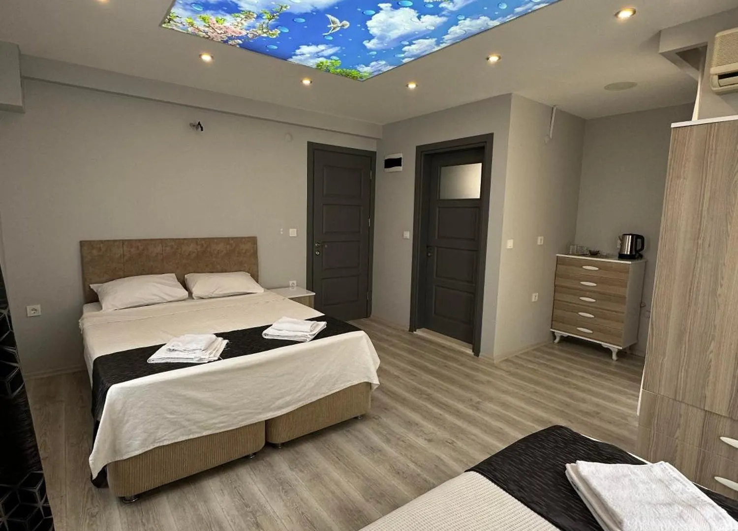 아파트호텔 Nous Boutique Hotel 쿠사다시